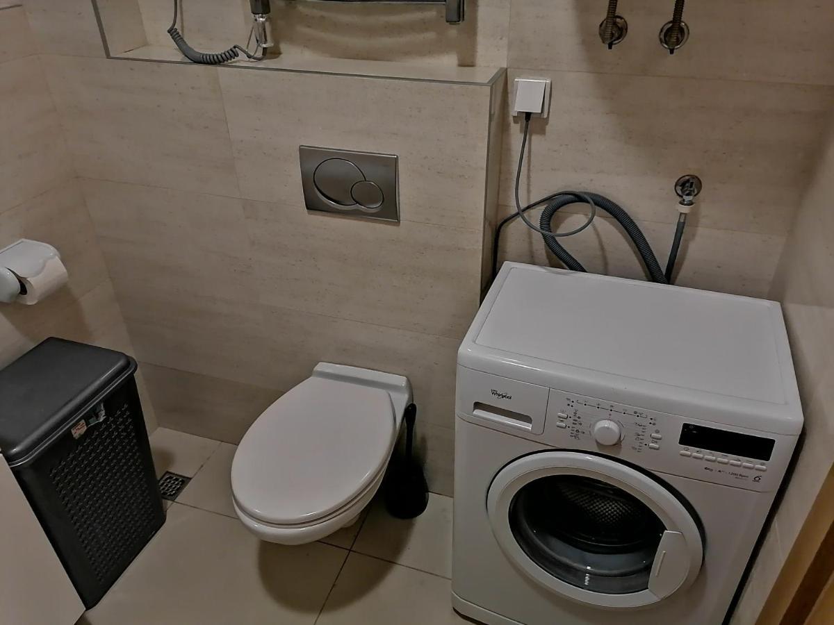 Apartman Sara Pržno Eksteriør billede